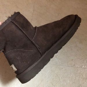 Ugg Classic mini boot